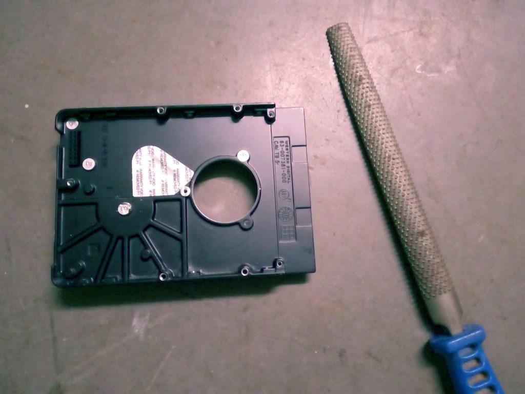 Настольные часы из старого HDD диска